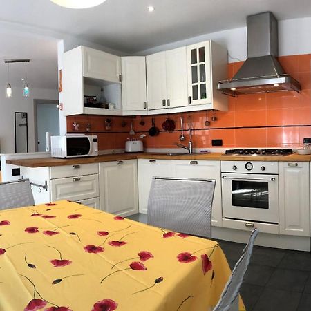 House Claudia By Holiday World Lejlighed Genova Eksteriør billede