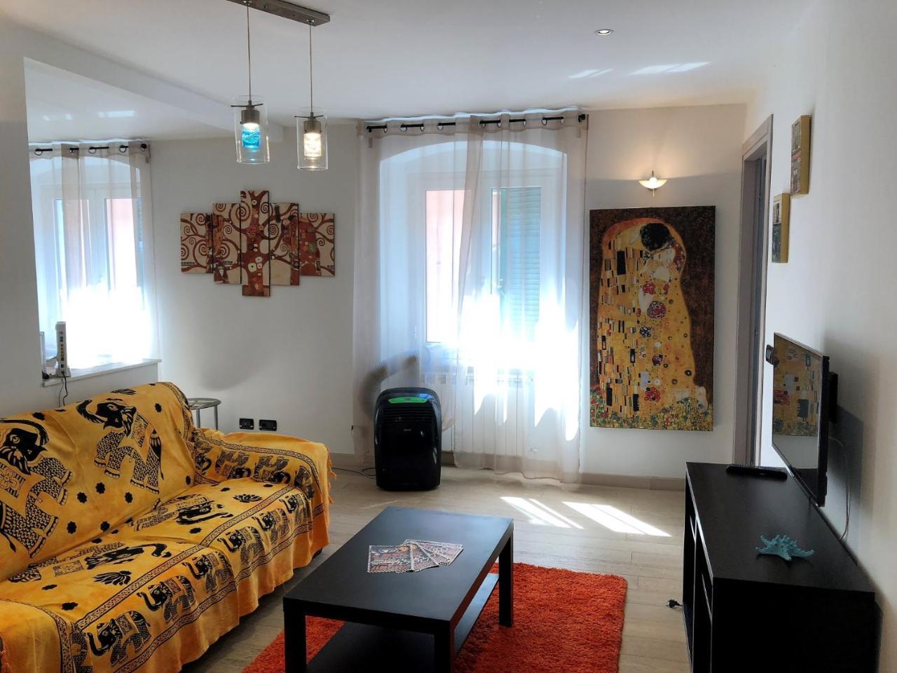 House Claudia By Holiday World Lejlighed Genova Eksteriør billede