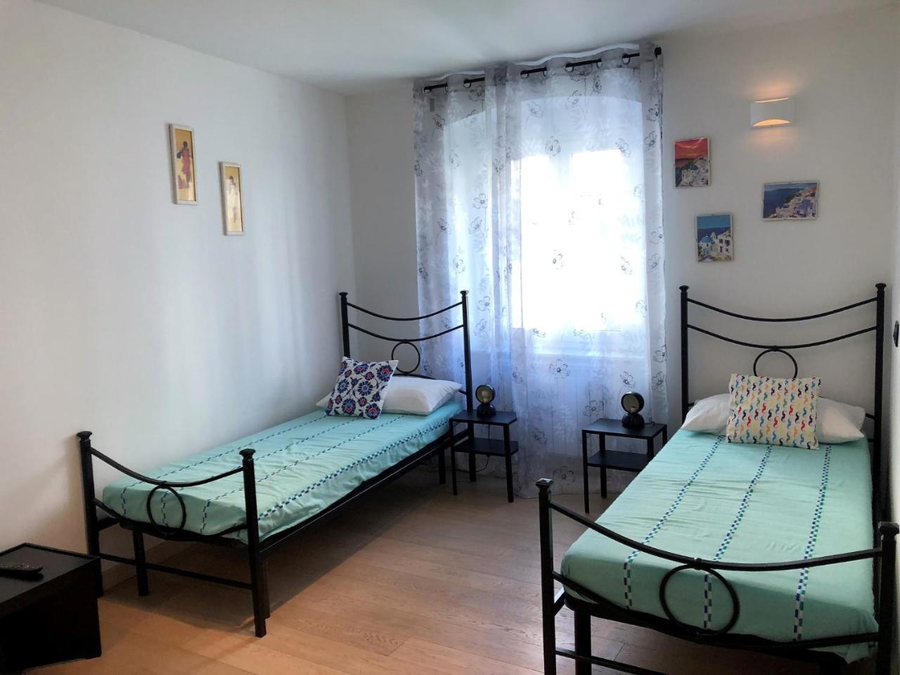 House Claudia By Holiday World Lejlighed Genova Eksteriør billede